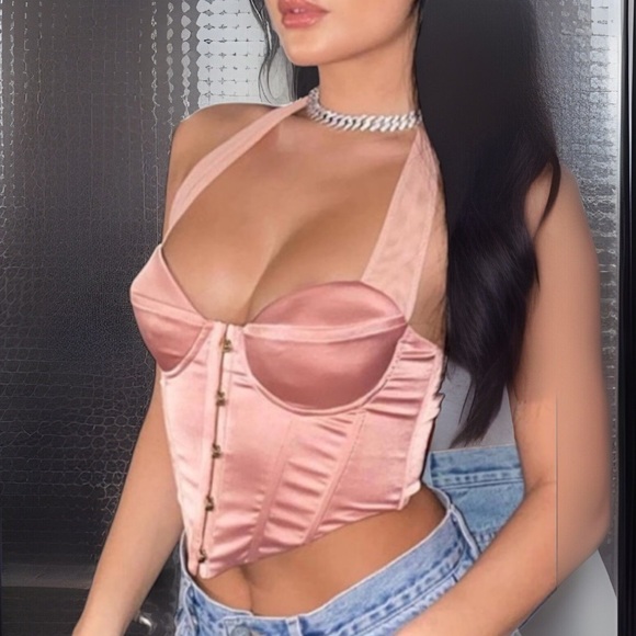 Sexy Magnetic Hook & Eye Design Asymmetrical Ribbon Straps Bustier Crop Camisole - Picture 5 of 17